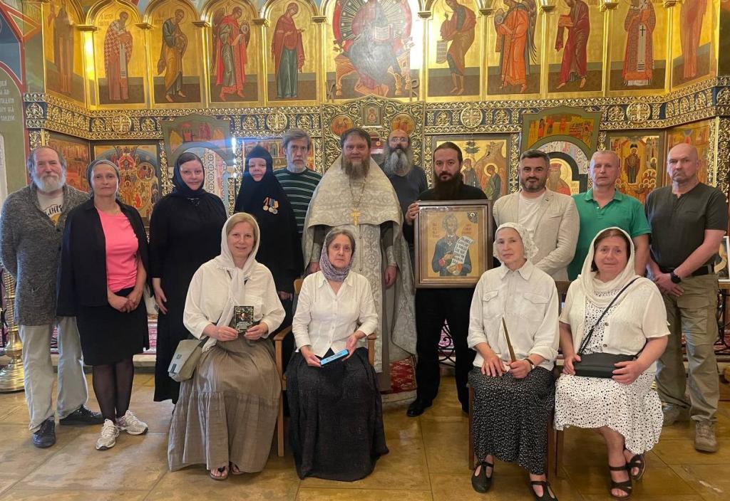 Панихида по великому полководцу всея Руси А.В.Суворову.jpg Панихида по великому полководцу всея Руси А.В.Суворову.jpg