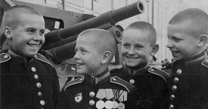 С Днем Рождения, дорогие суворовцы, нахимовцы и кадеты!